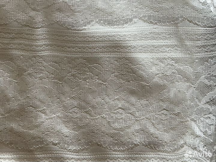 Отрезы тканей винтаж: парча, гипюр и др