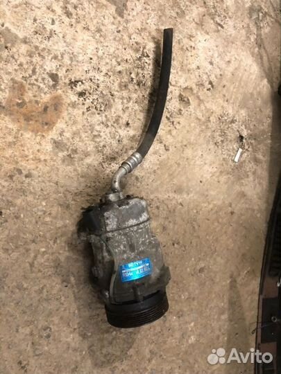 Компрессор кондиционера Skoda Octavia А4 2008