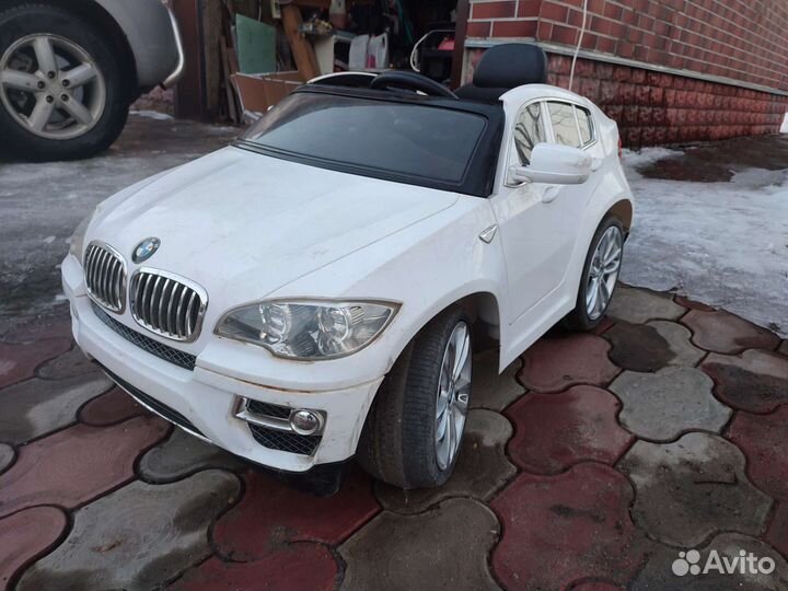 Детский электромобиль