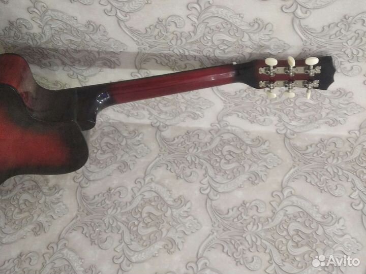 Гитара 6 струнная