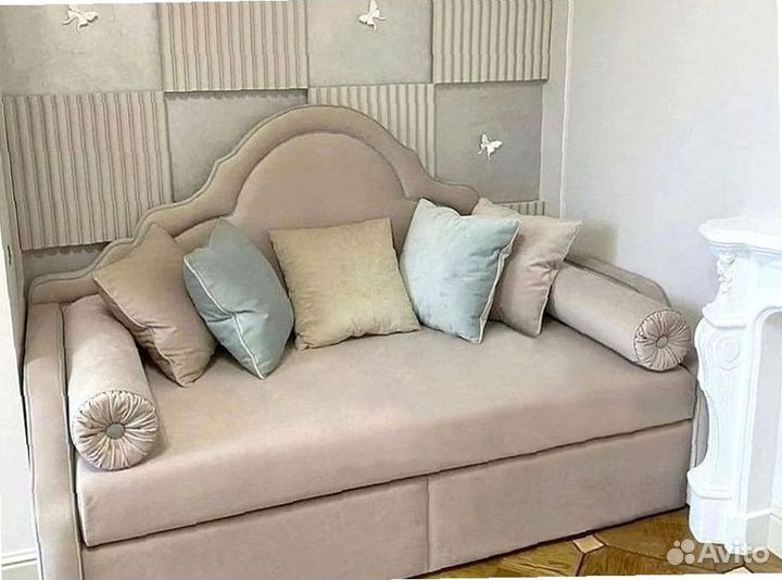 Кровать диван детская мягкая