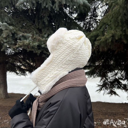 Шапка ушанка женская вязяная на флисе