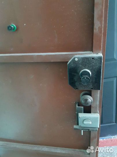 Дверь входная металлическая