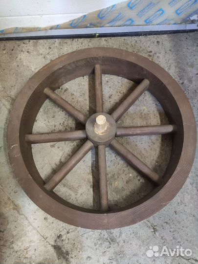 Деревянное колесо