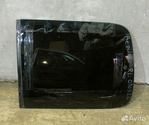 Стекло заднее левое Citroen Berlingo
