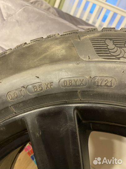 Зимние шины Michelin 235/60 R18 на Дисках Volvo