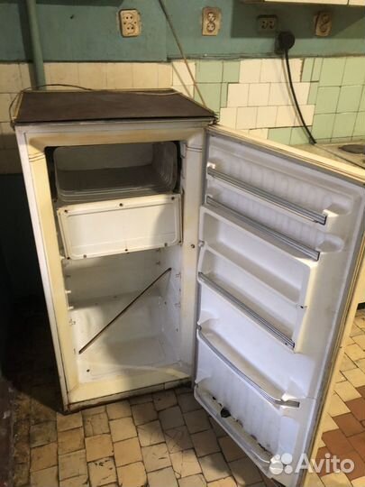 Холодильник советский