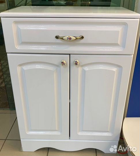 Тумба в ванную