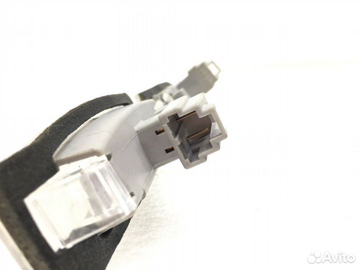 Подсветка номера Mitsubishi Outlander 2020