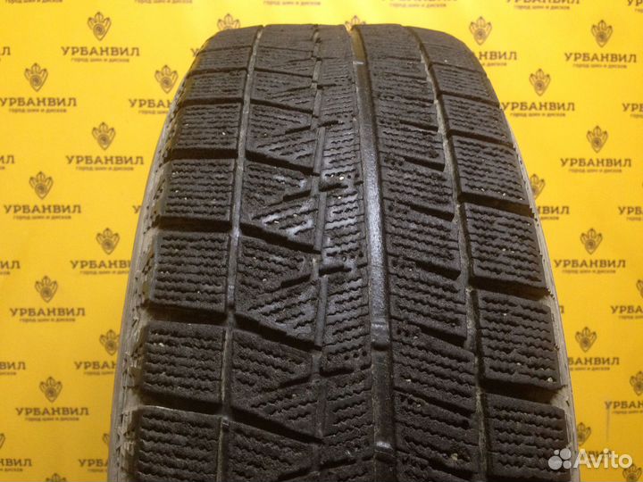 Bridgestone Blizzak Revo GZ 215/65 R16