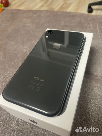 iPhone Xr, 64 ГБ