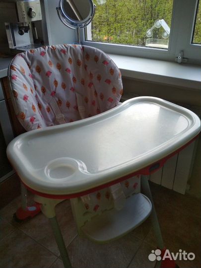 Стульчик для кормления Chicco Polly