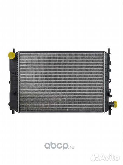 Радиатор охлаждения двигателя