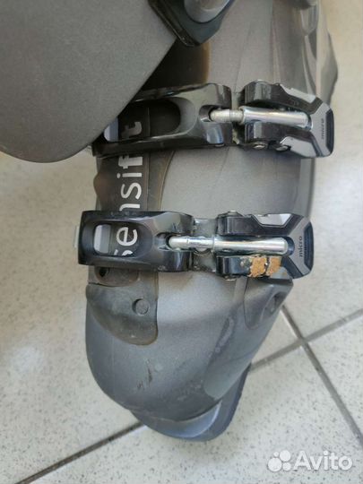 Горнолыжные ботинки