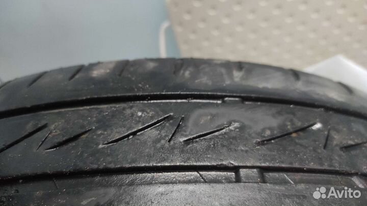 Bridgestone MY-02 Sporty Style 215/55 R17