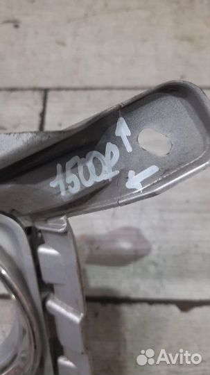 Накладка птф правая Toyota Land Cruiser 200 С 2012