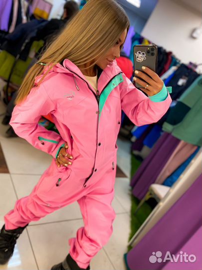 Комбинезон горнолыжный на мембране розовый