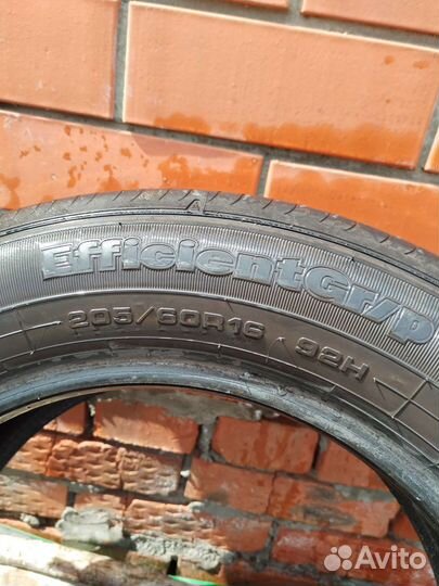 Goodyear EfficientGrip 20.5/60 R16