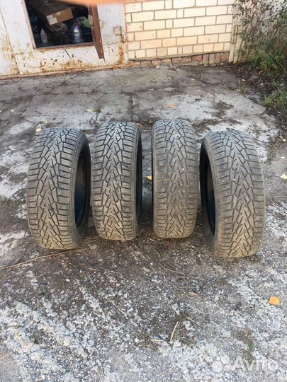 Nokian Tyres Hakkapeliitta 7 SUV 215/65 R16