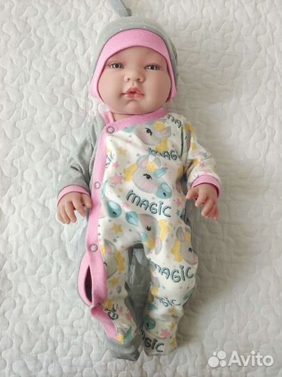 Кукла (+одежда) состояние новой