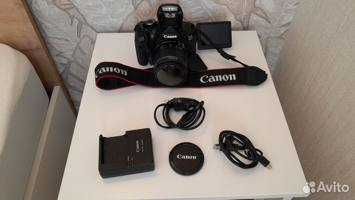 Зеркальный фотоаппарат canon 650D