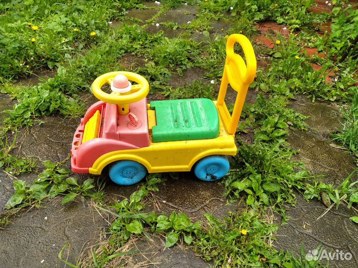 Машинка-каталка