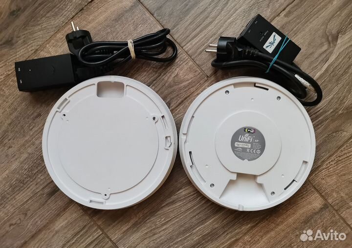 Wi-Fi точка доступа, модем Ubiquiti UniFi AP