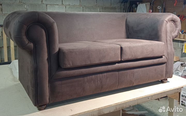 Диван двухместный новый