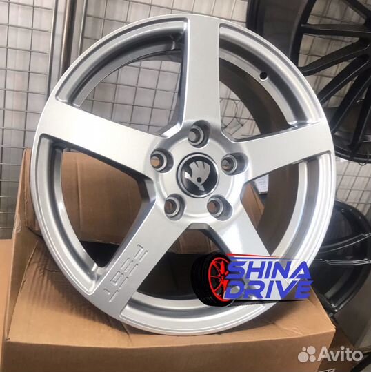Диски VAG R15 5x100 Silver Polo Rapid