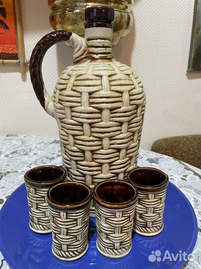 Кувшин и 4 стопки