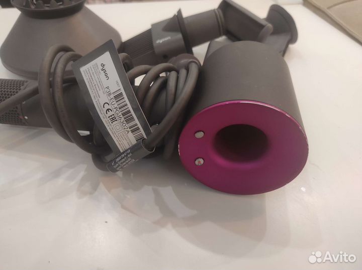 Dyson фен оригинал