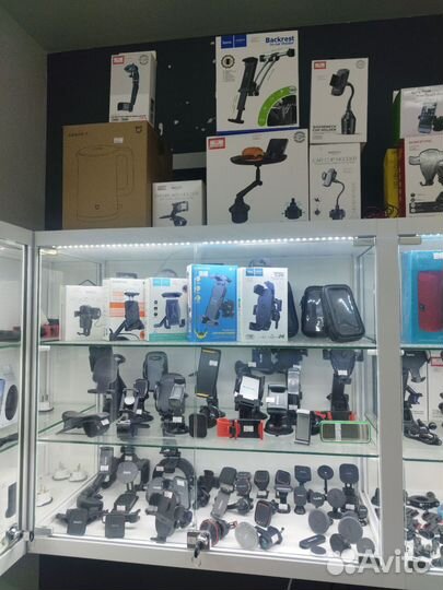 Держатель для телефона в машину