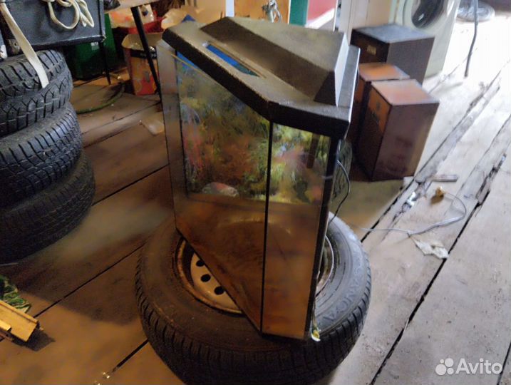 Аквариум для рыбок бу