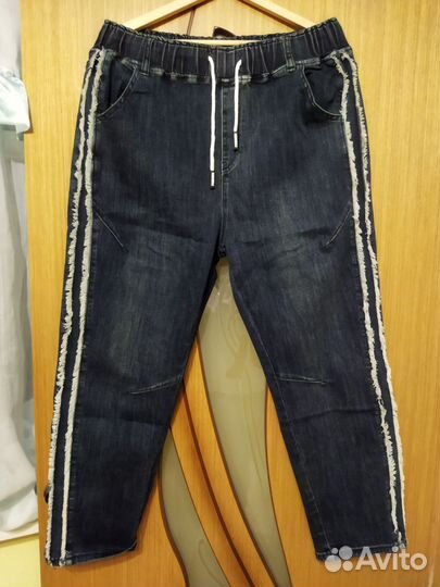Джинсы 54,58. Женские