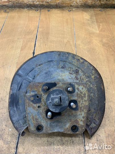 Ступица задняя левая Opel Meriva A 2005