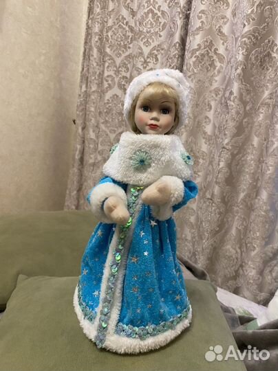 Фигурка Снегурочка