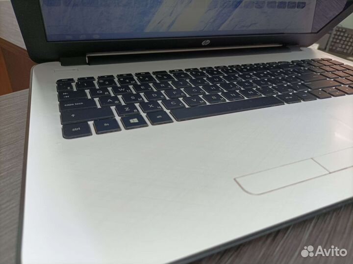 Ноутбук HP 15-ас040ur Celeron N3050/4Gb/SSD120