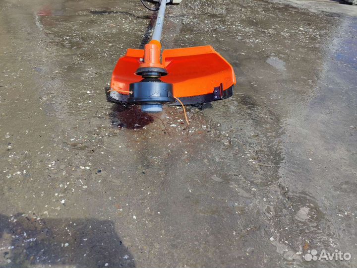 Триммер бензиновый