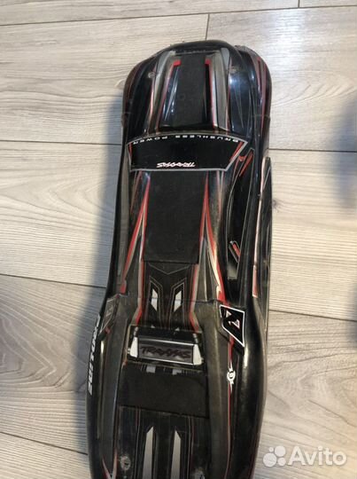 Traxxas e revo 1:10