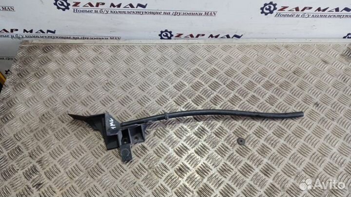 Кронштейн обтекателя кабины левый Man Tga