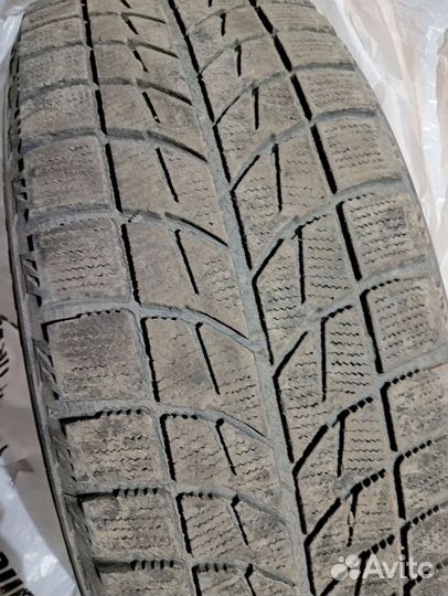 Bridgestone Blizzak W810 195/65 R15 91R