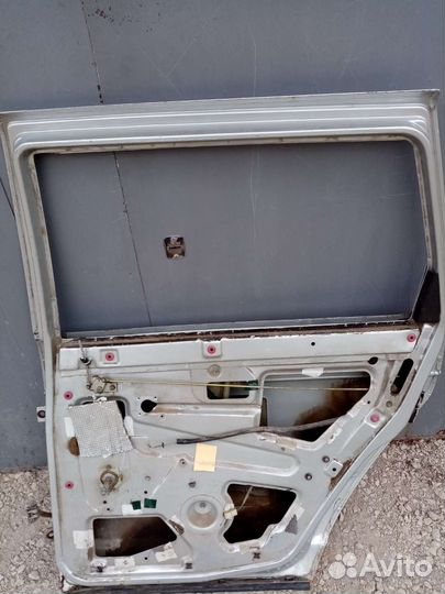 Дверь задняя правая ваз 2111