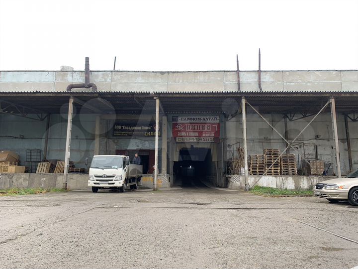 Отапливаемый склад / производство, 2500 м²