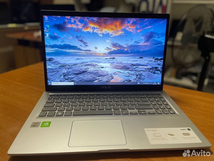 Asus, i7 10 gen,как новый,Mx 330 2gb,IPS,16gb