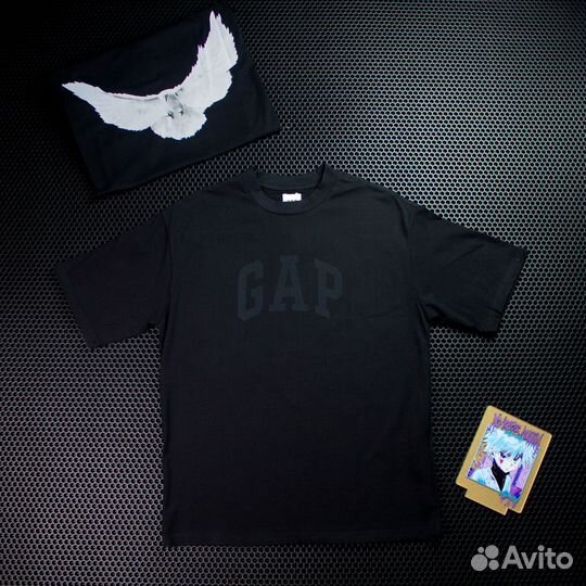 Футболка Yeezy Gap