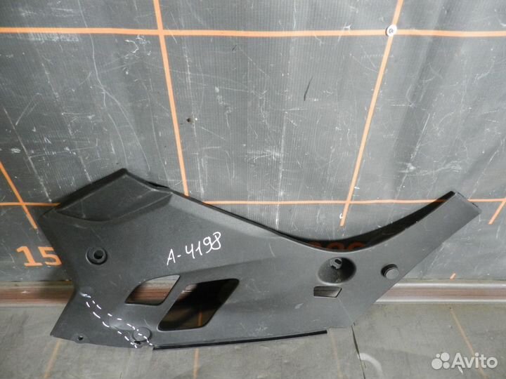 Щиток моторного отсека верхний левый - BMW 5 G30