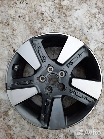 Kia soul 3 диск литой r18