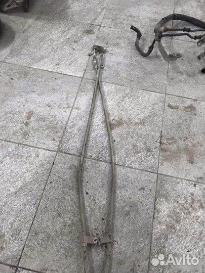 Трос ручника Infiniti Fx35