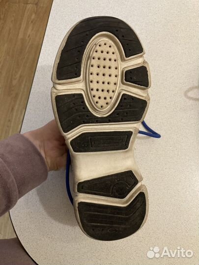 Кроссовки geox 34