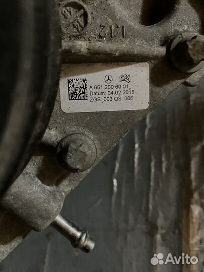 Рамка с помпой охладительной системы доч mercedes